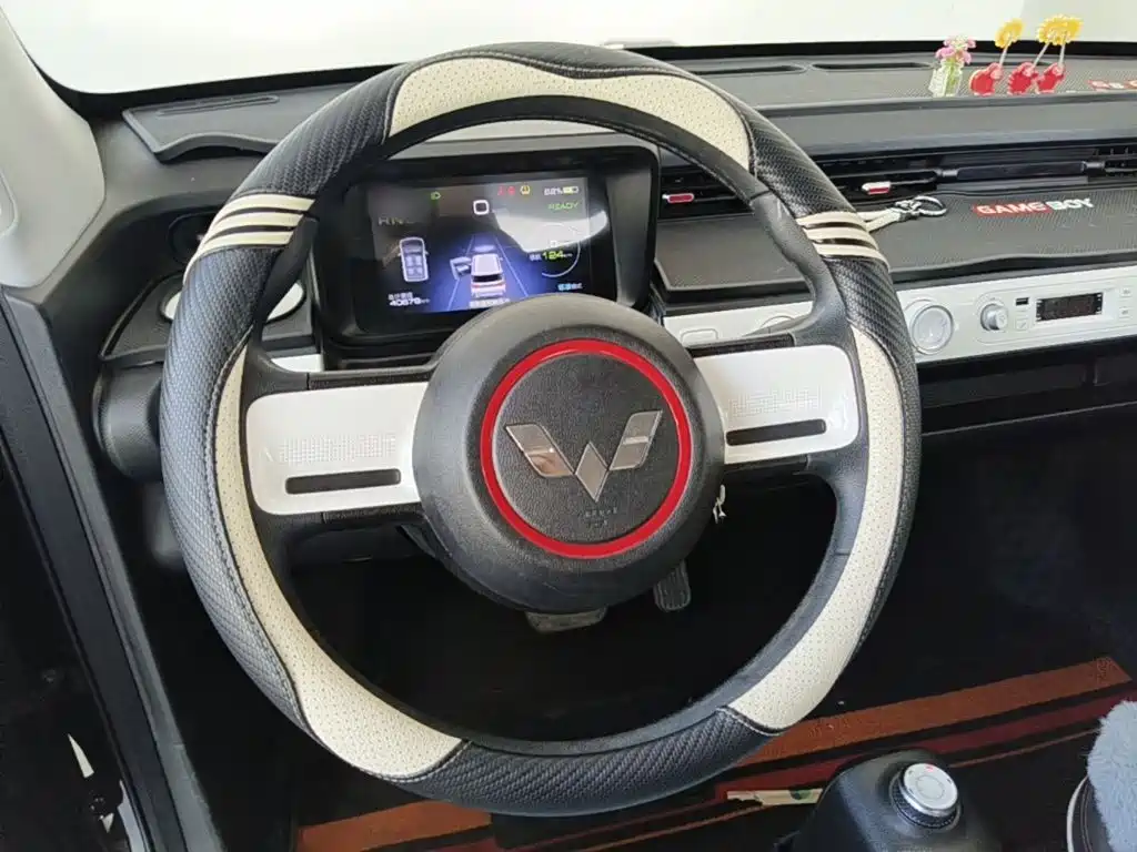 Wuling MINIEV — миниатюра 11