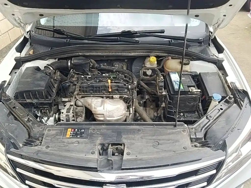 Roewe i5 — миниатюра 20