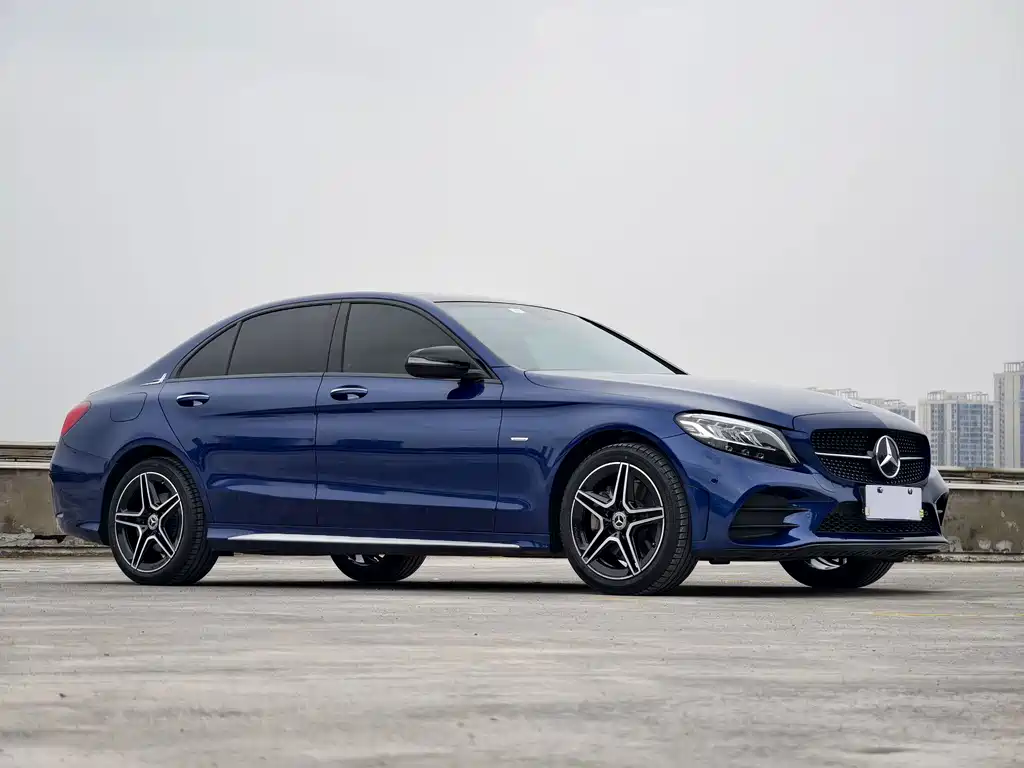 Mercedes-Benz C-Class — миниатюра 3