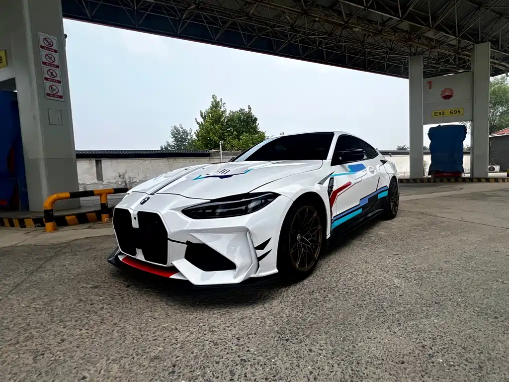 BMW M4 — миниатюра 3