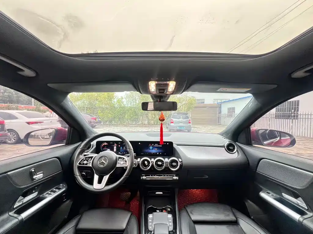 Mercedes-Benz GLA — миниатюра 6
