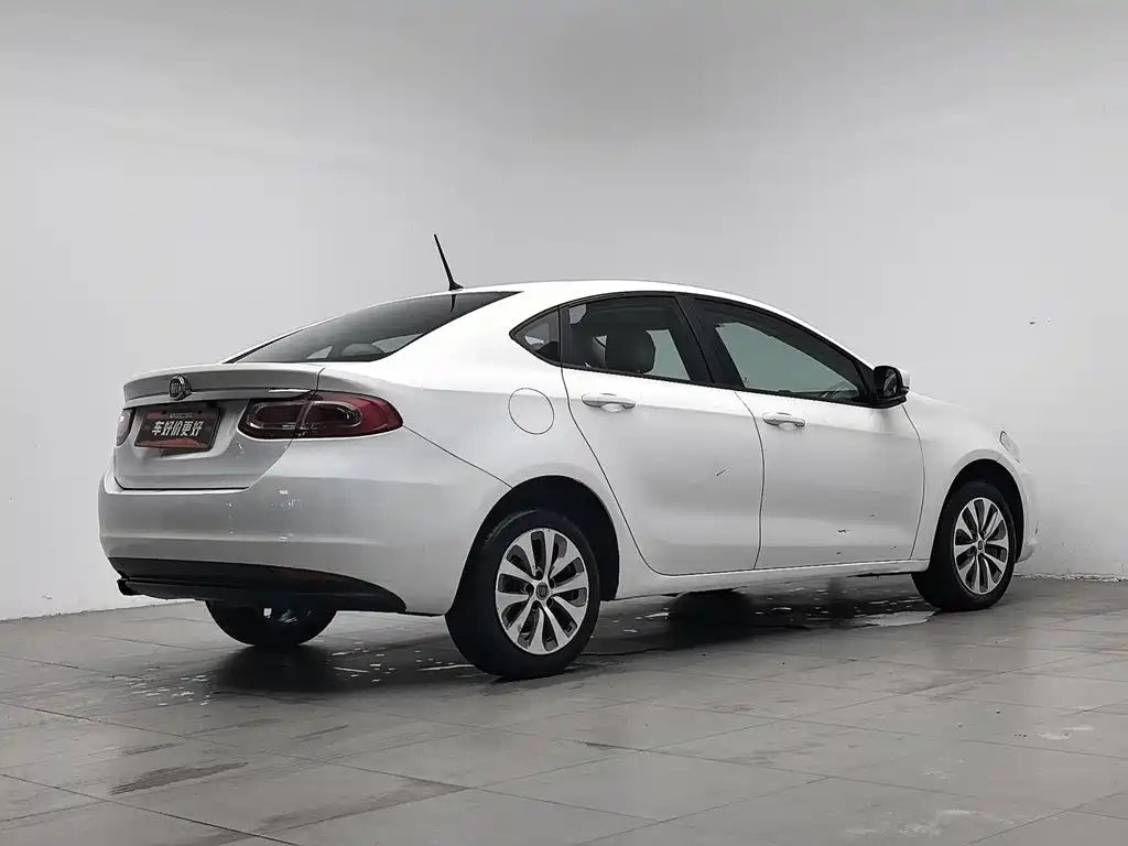 Fiat Viaggio — миниатюра 2