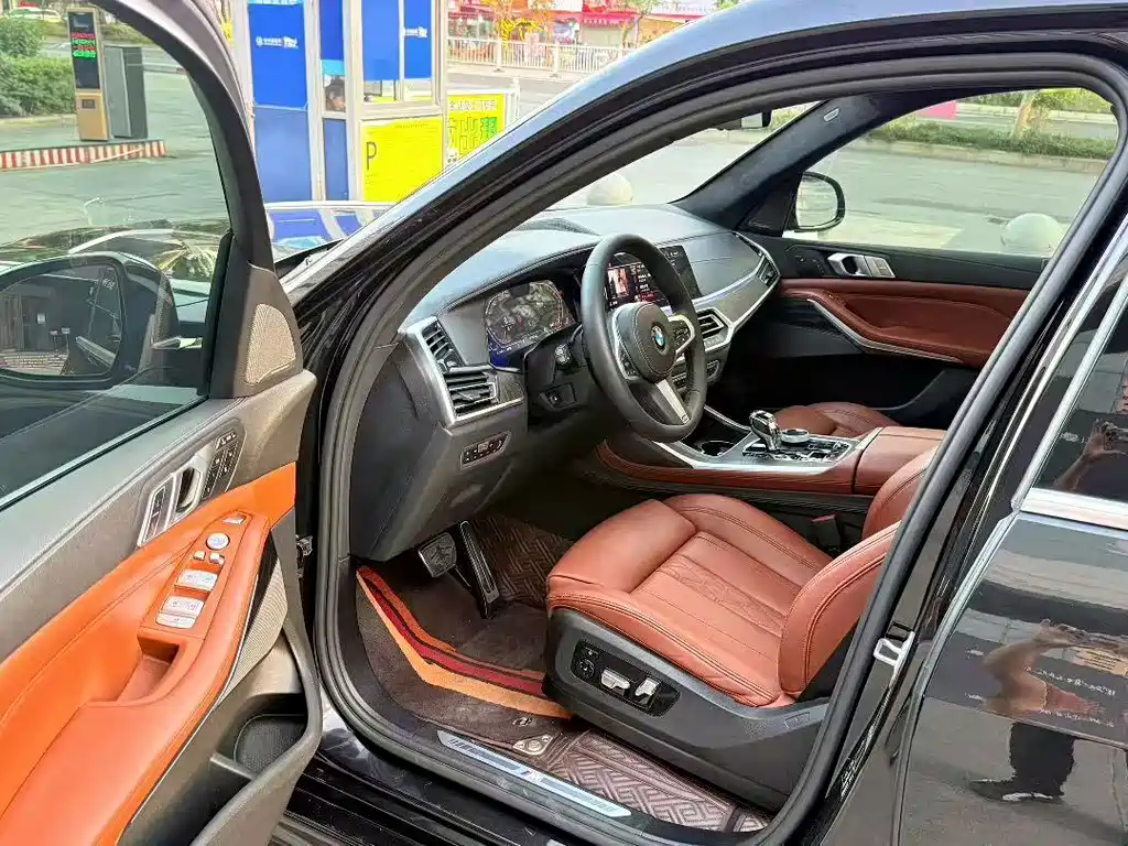 BMW X7 — миниатюра 4