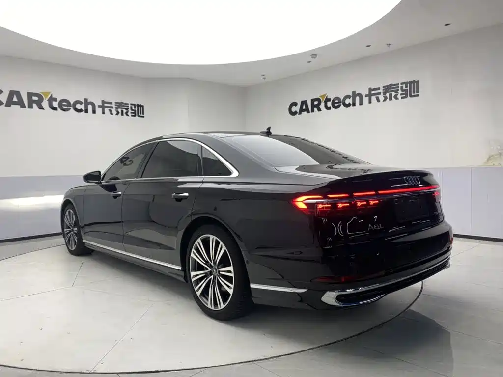 Audi A8 — миниатюра 7