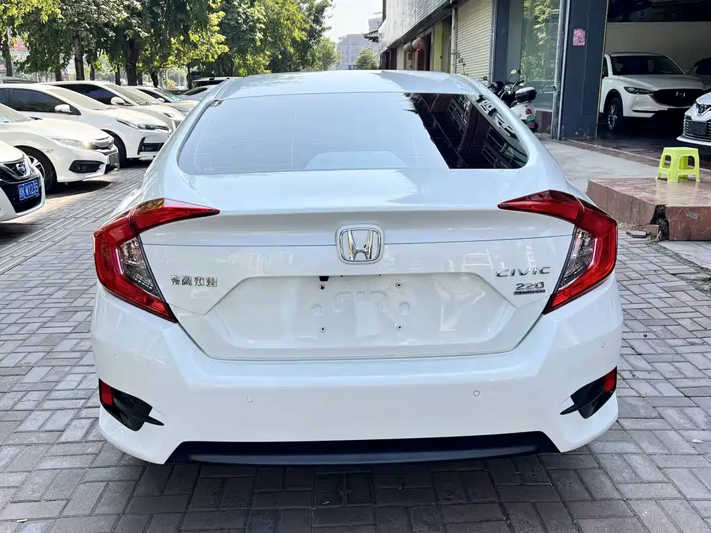Honda Civic — миниатюра 15