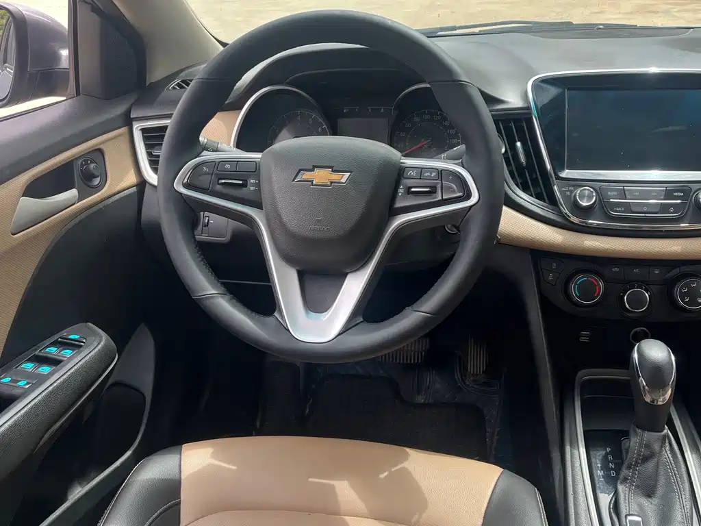 Chevrolet Monza — миниатюра 11
