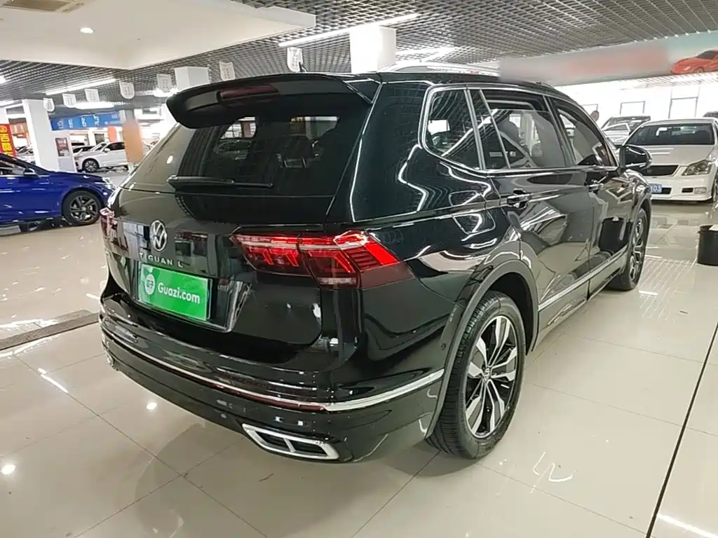 Volkswagen Tiguan L — миниатюра 7
