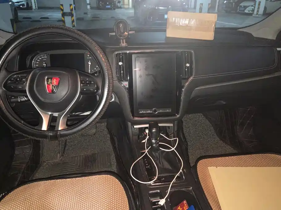 Roewe i6 Classic — миниатюра 12