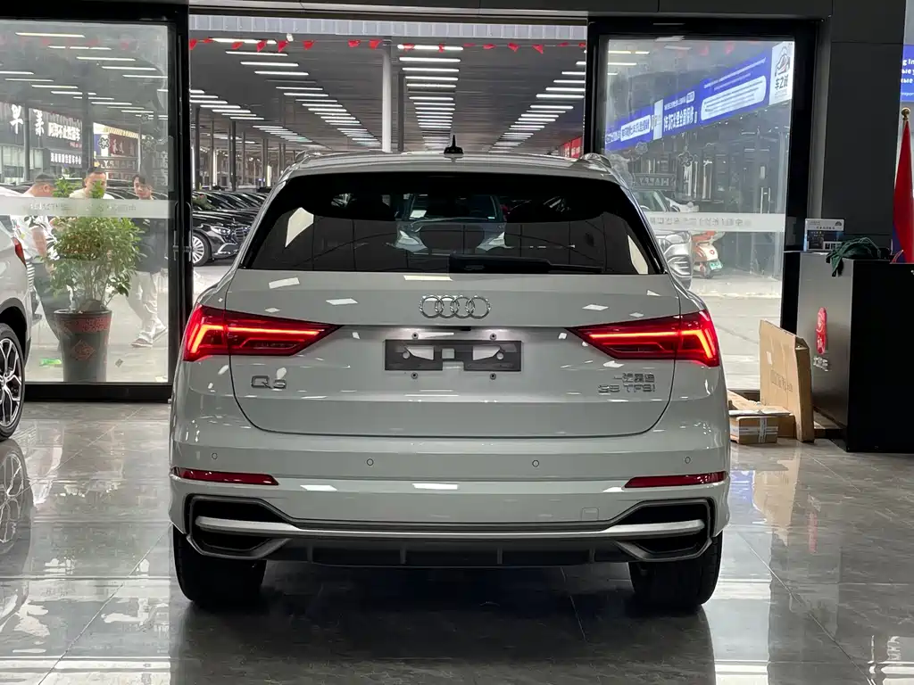 Audi Q3 — миниатюра 13