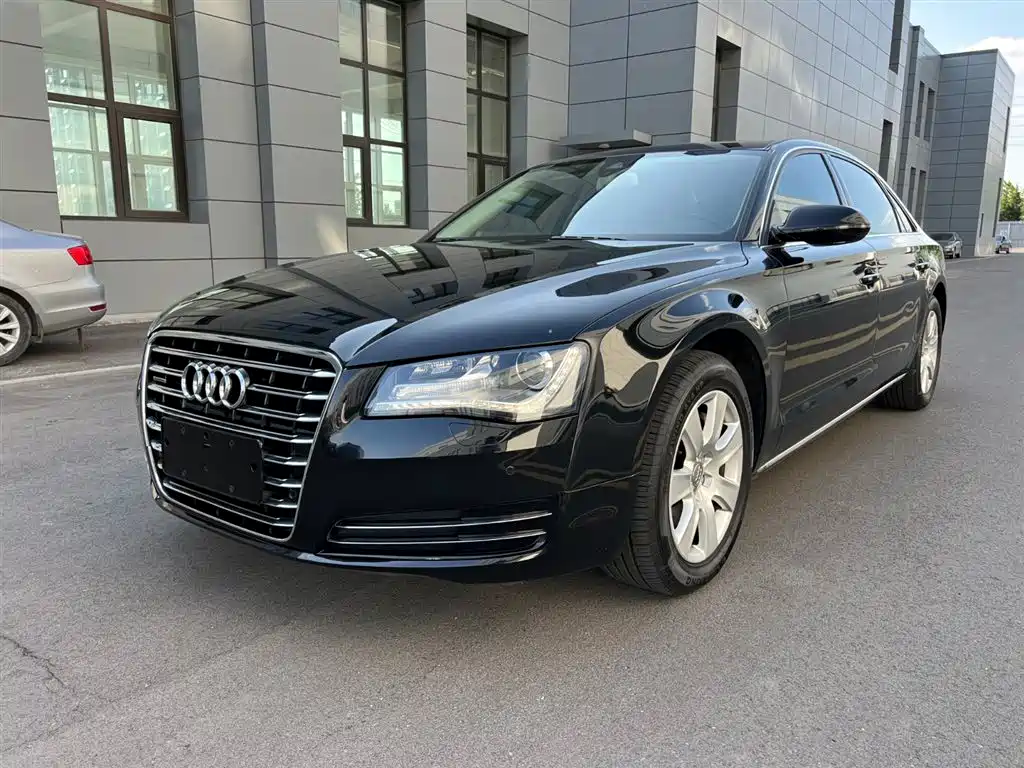 Audi A8 2012