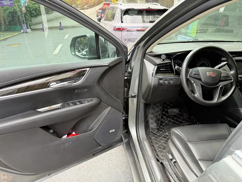 Cadillac XT5 — миниатюра 17
