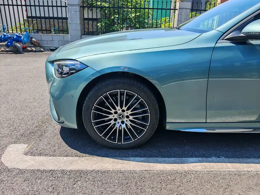 Mercedes-Benz C-Class — миниатюра 5