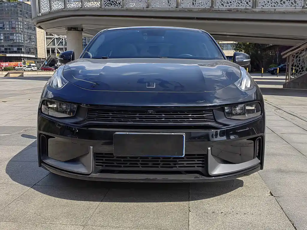 Lynk & Co 03 — миниатюра 8