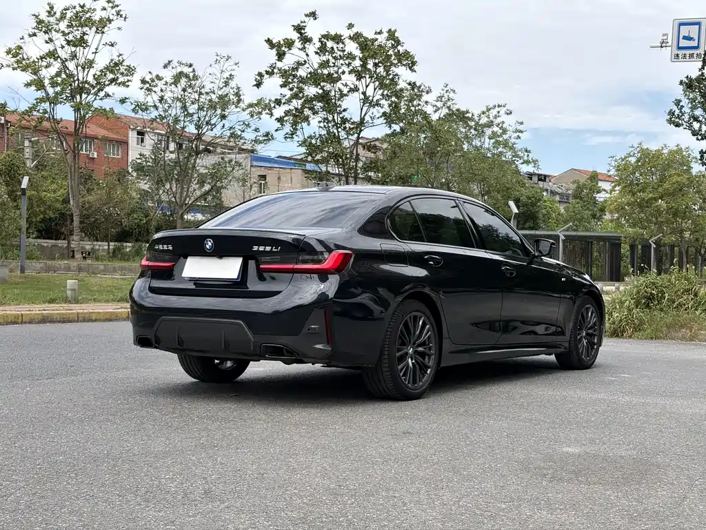BMW 3 Series — миниатюра 13