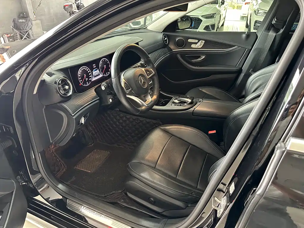 Mercedes-Benz E-Class E 2018 E 300 L Sport Fashion