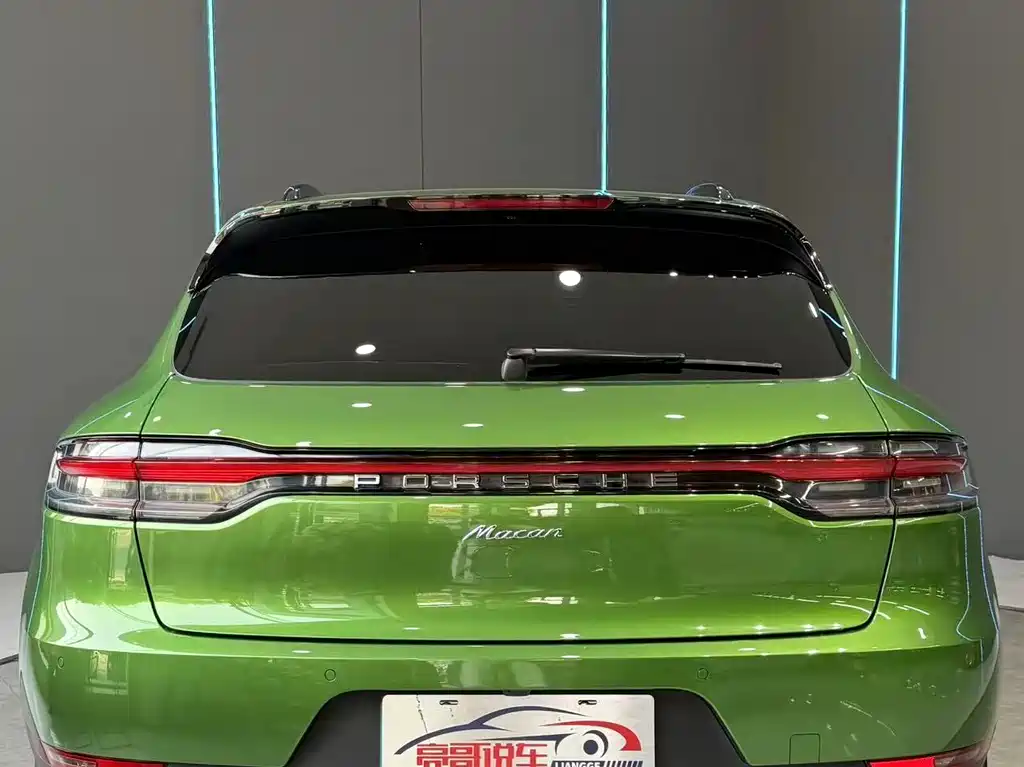 Porsche Macan — миниатюра 7