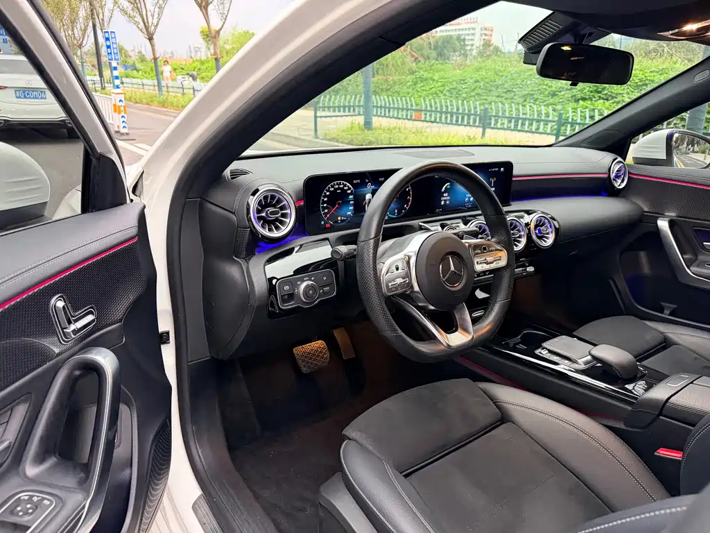Mercedes-Benz A-Class — миниатюра 4