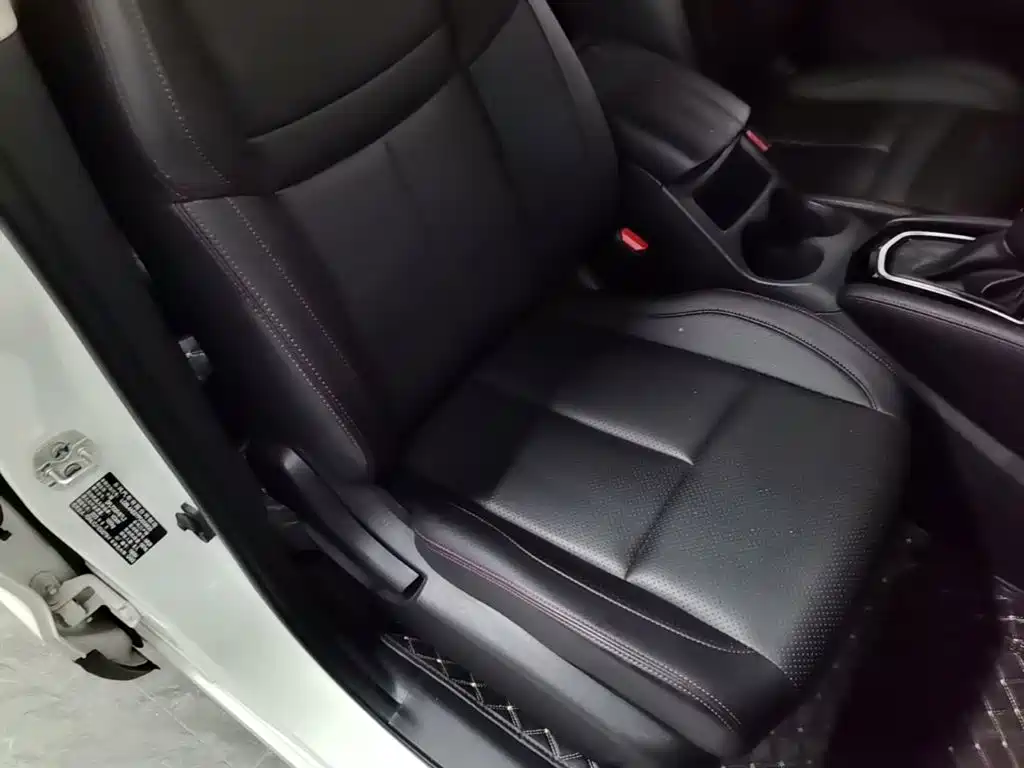 Nissan Qashqai — миниатюра 25