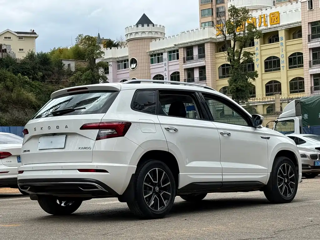 Skoda Karoq — миниатюра 5