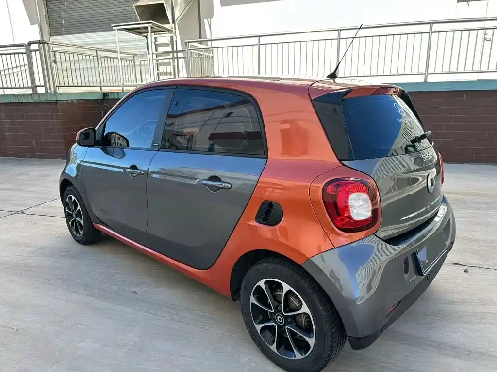 smart Smart Forfour — миниатюра 7