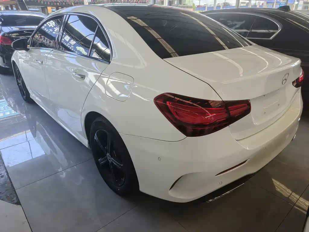 Mercedes-Benz A-Class — миниатюра 6