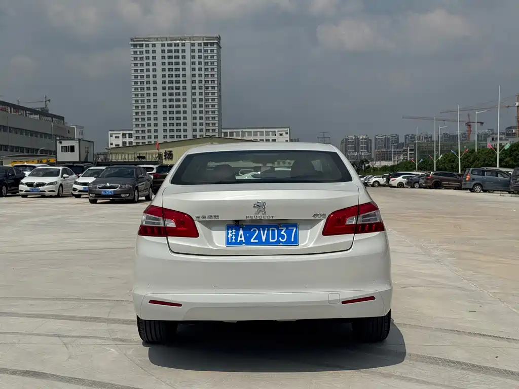 Peugeot 408 — миниатюра 6