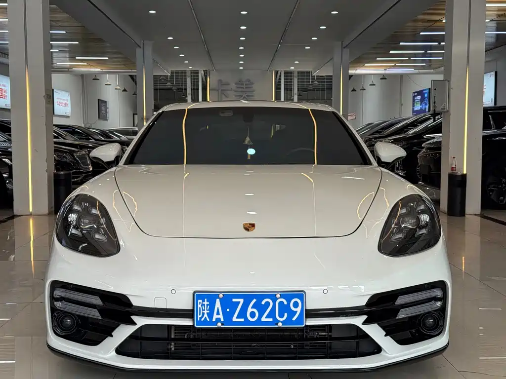 Porsche Panamera — миниатюра 2