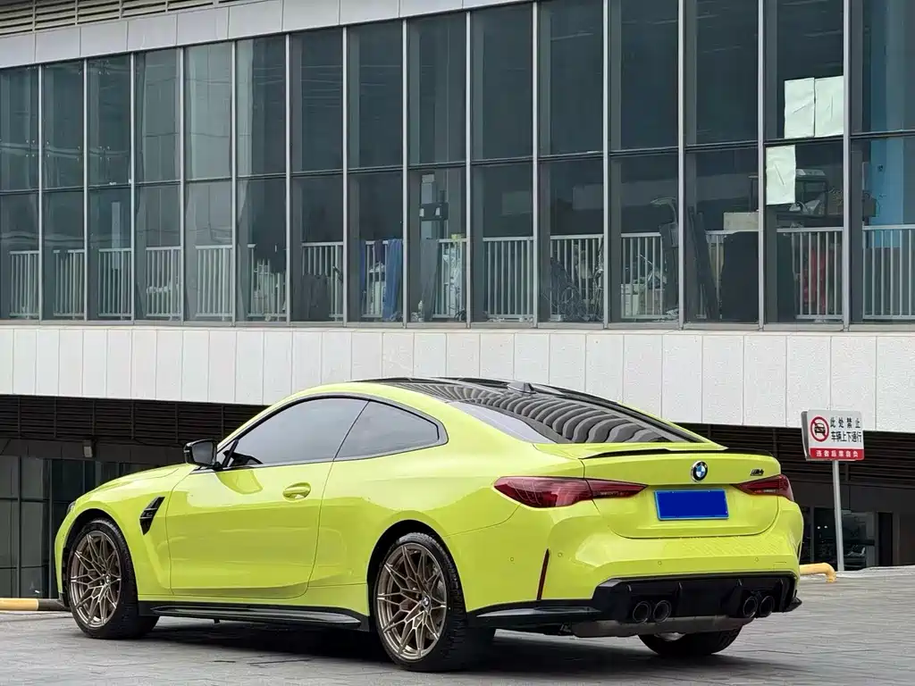 BMW M4 — миниатюра 14