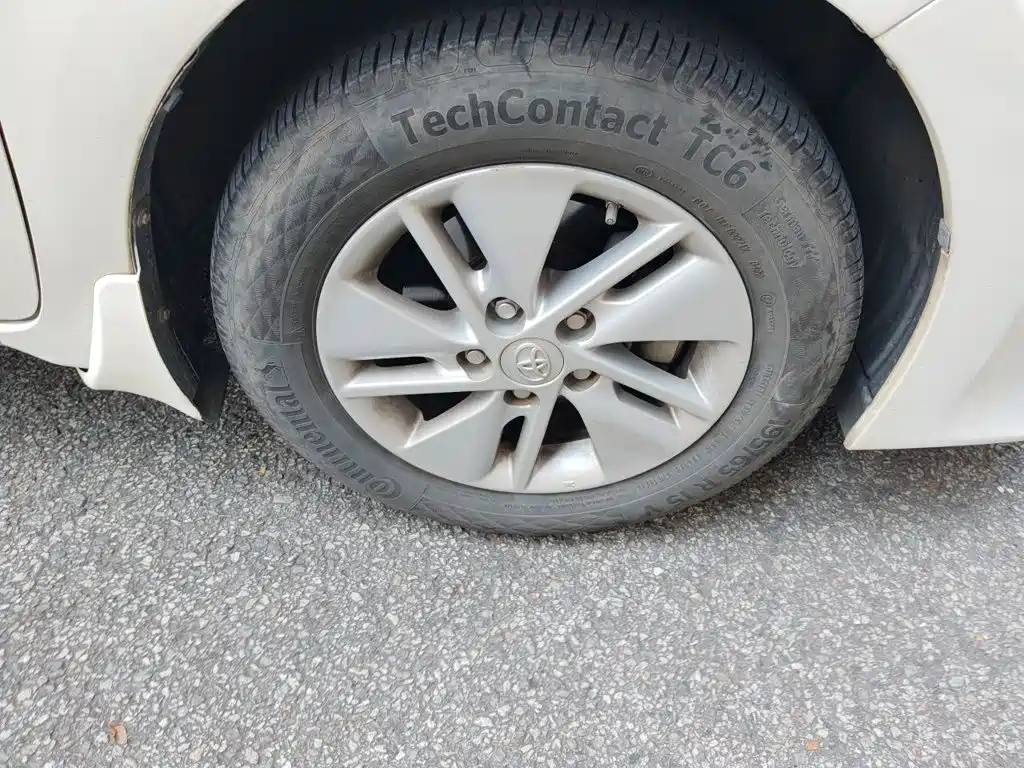 Toyota Corolla — миниатюра 8