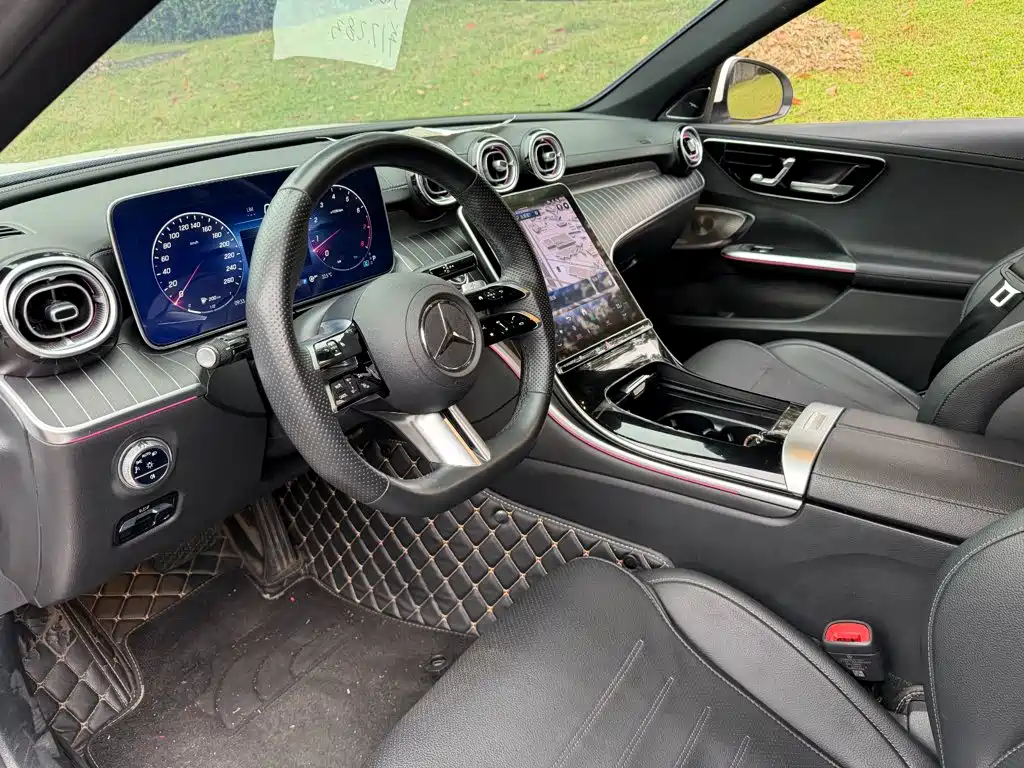 Mercedes-Benz C-Class — миниатюра 7
