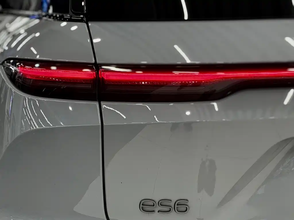 NIO ES6 — миниатюра 18