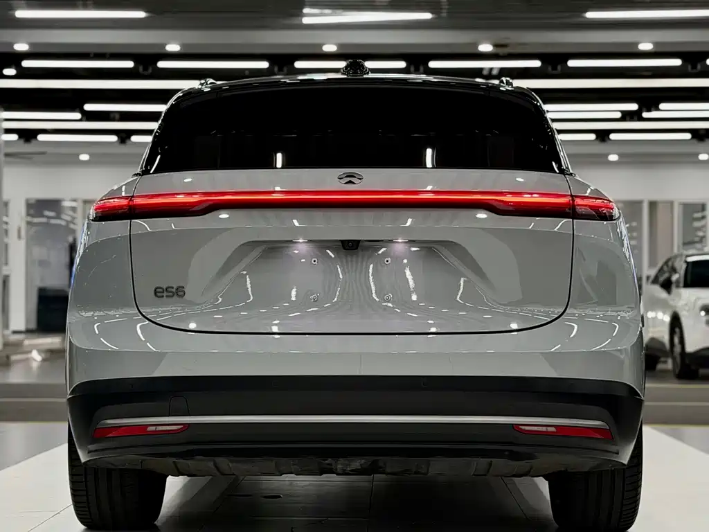 NIO ES6 — миниатюра 5