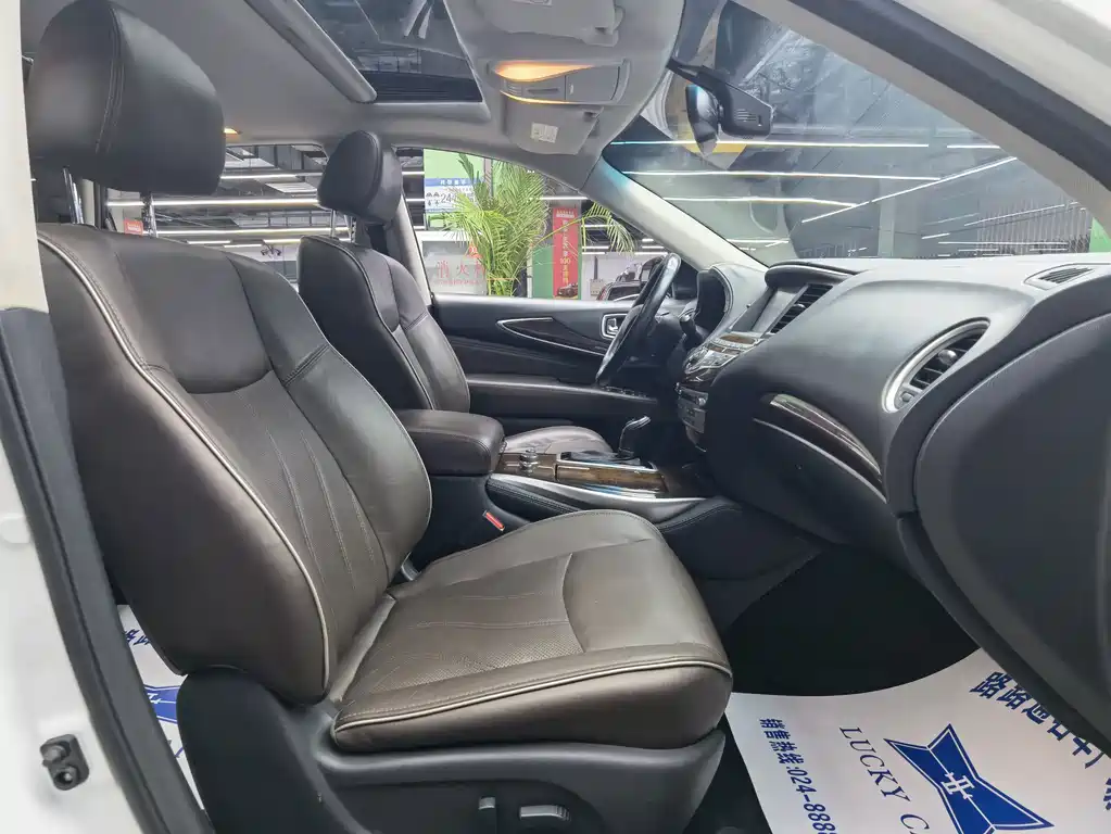 Infiniti QX60 (Import) — миниатюра 8