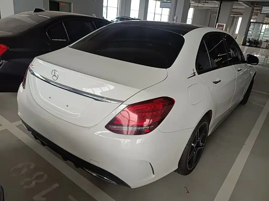 Mercedes-Benz C-Class — миниатюра 7
