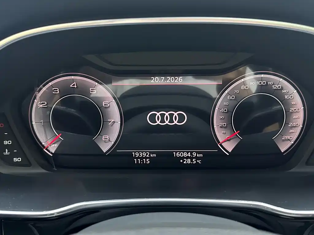 Audi Q3 — миниатюра 13