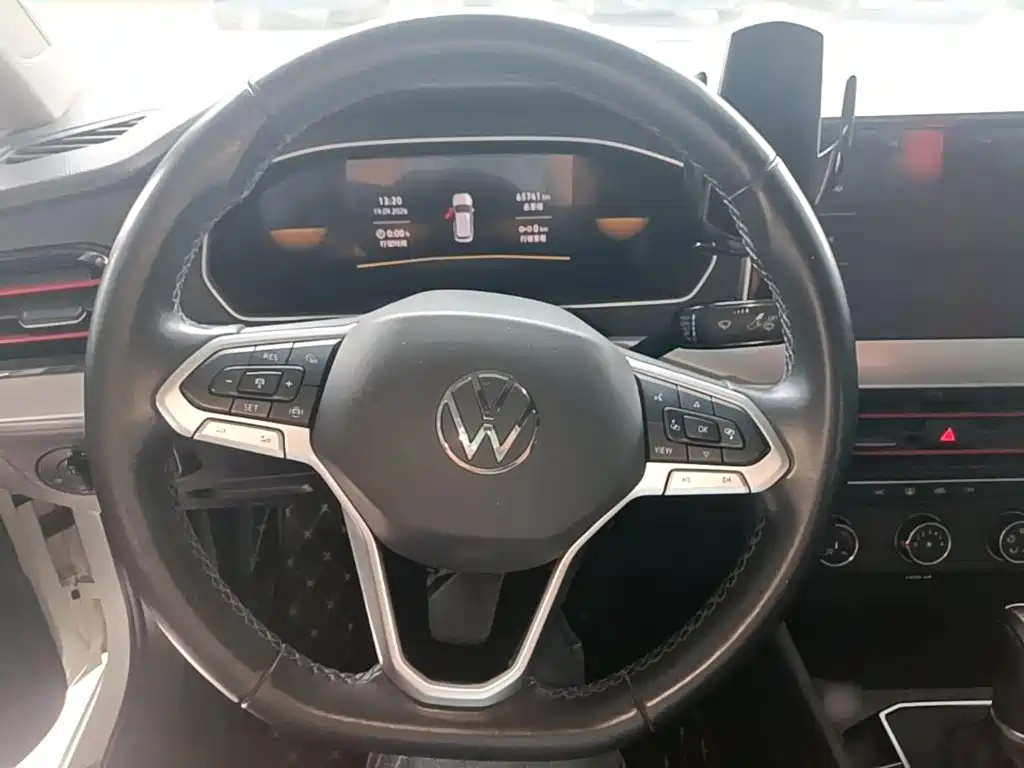 Volkswagen Lavida — миниатюра 11
