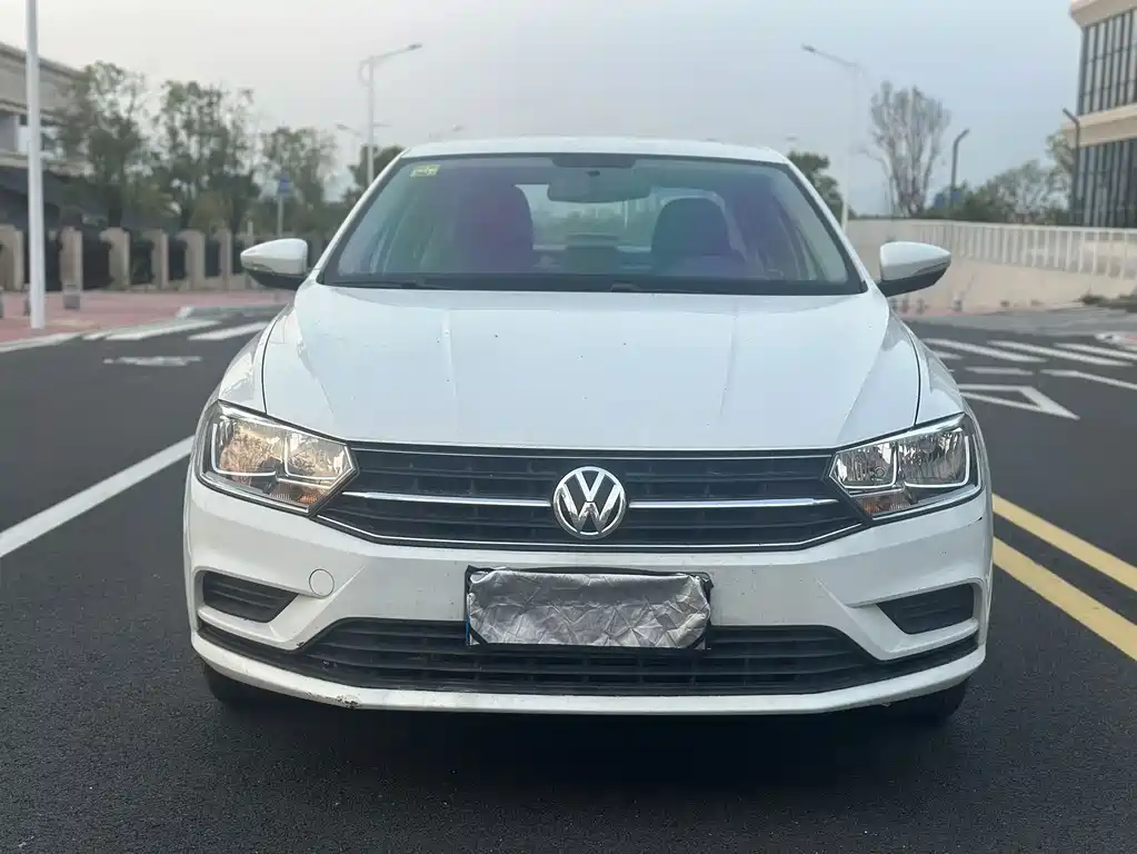 Volkswagen Bora — миниатюра 2