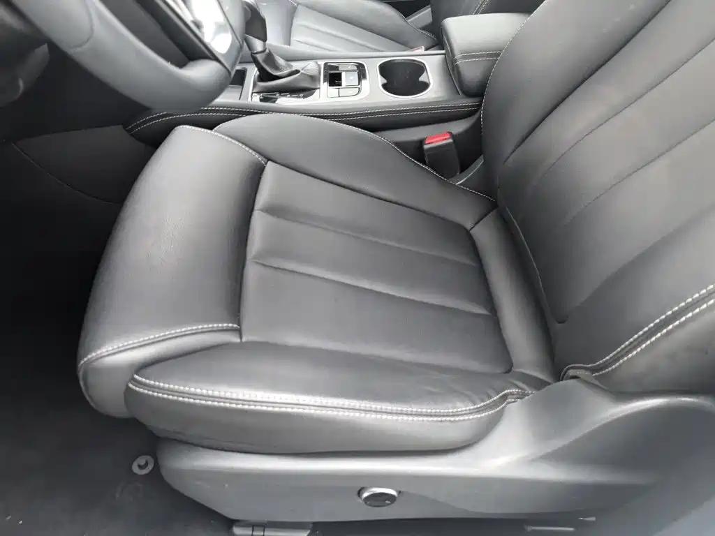 BYD MAX — миниатюра 20