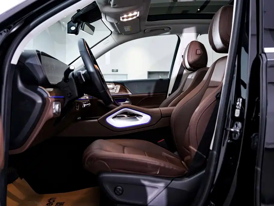 Mercedes-Benz GLE (Import) — миниатюра 23