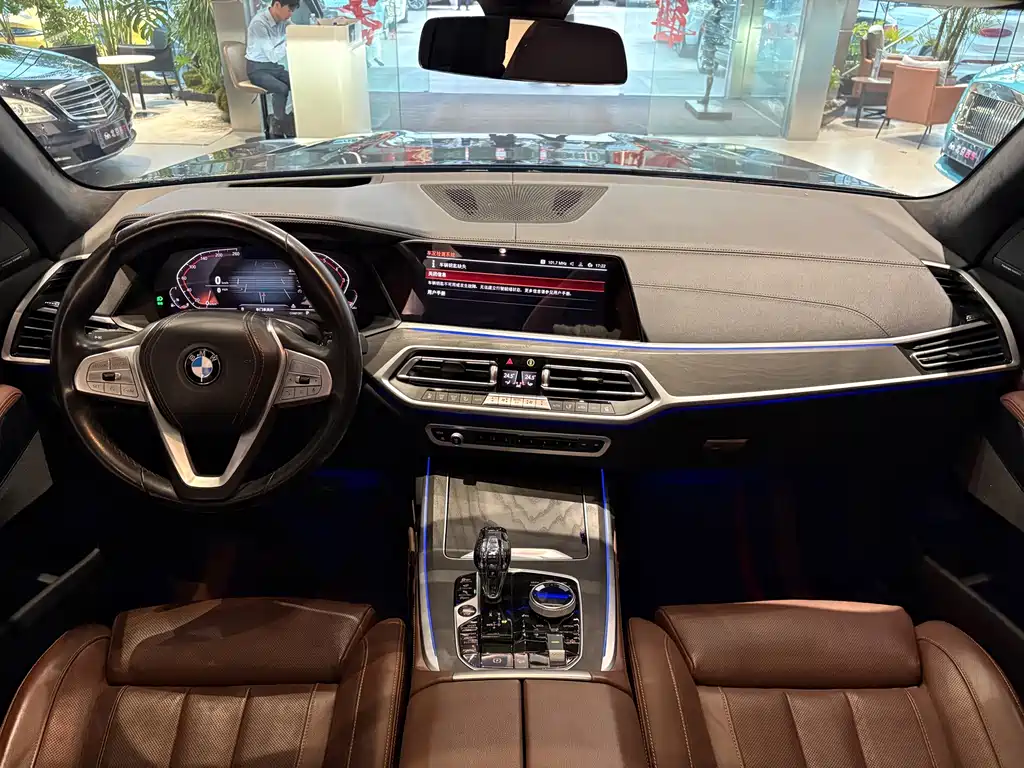 BMW X7 — миниатюра 15
