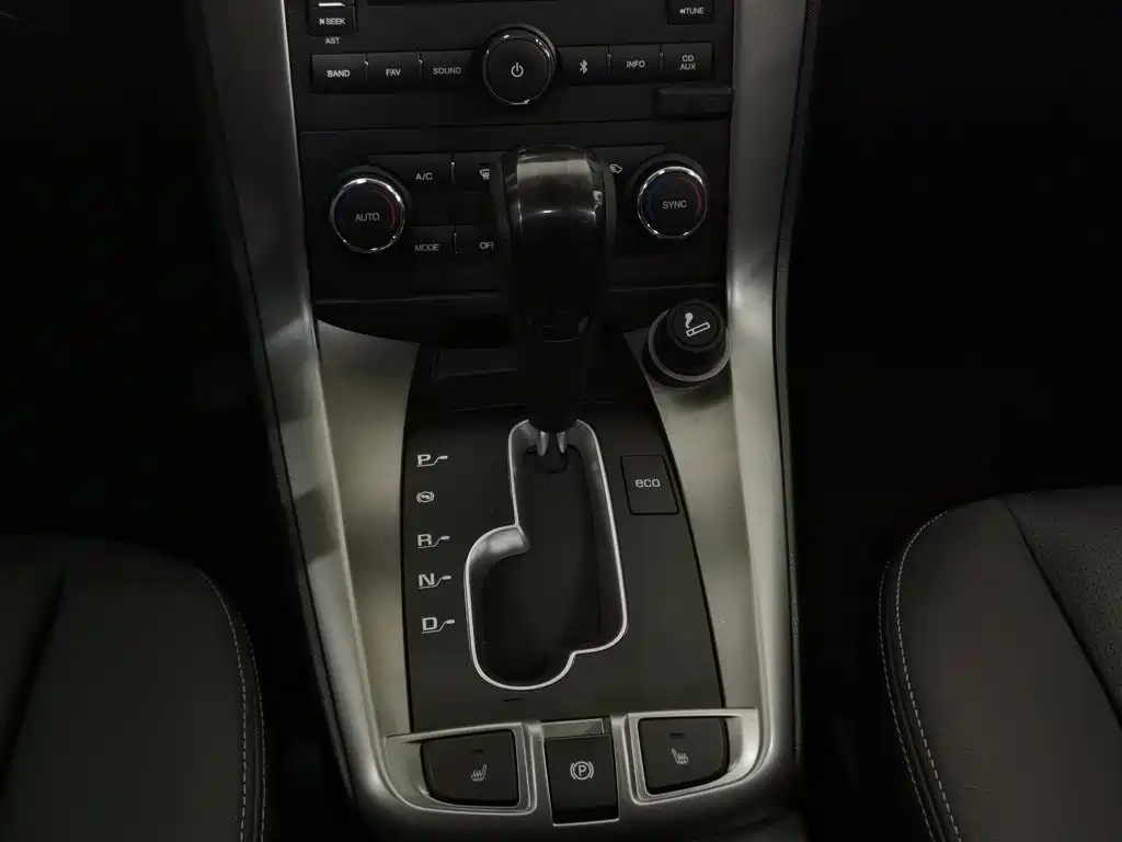 Chevrolet Captiva — миниатюра 13
