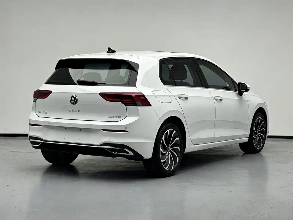 Volkswagen Golf — миниатюра 4