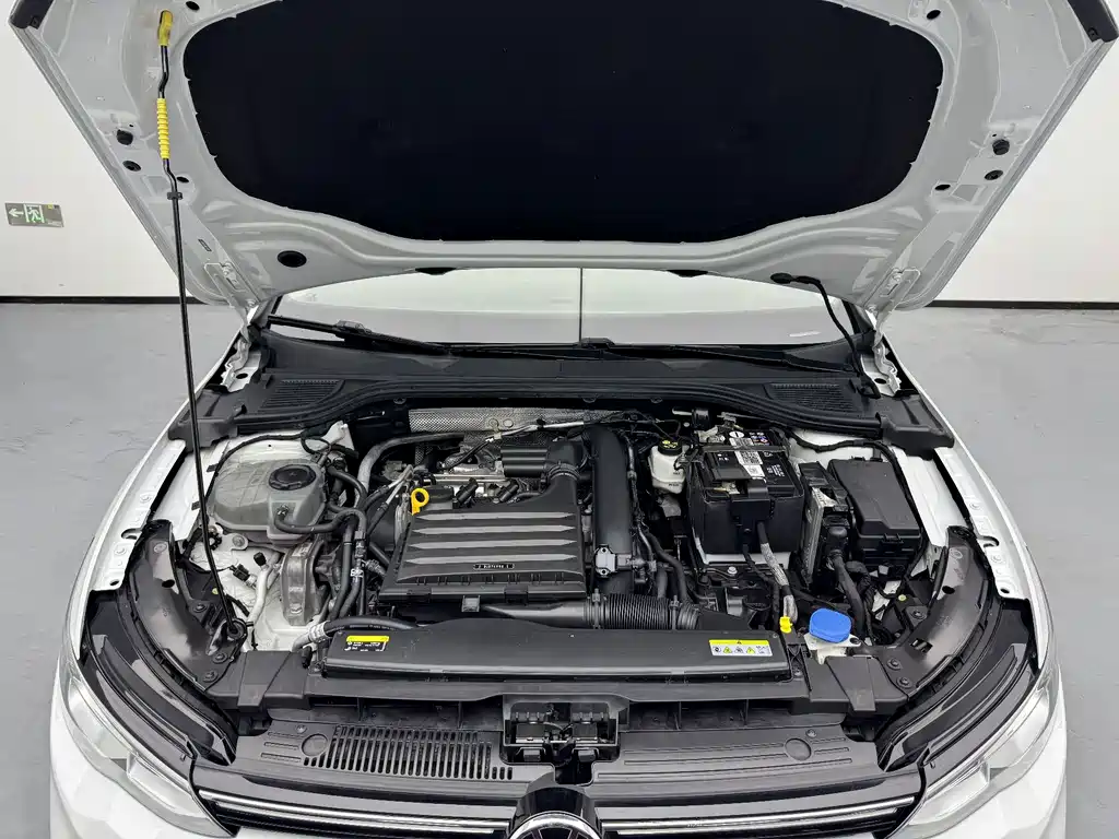 Volkswagen Golf — миниатюра 16