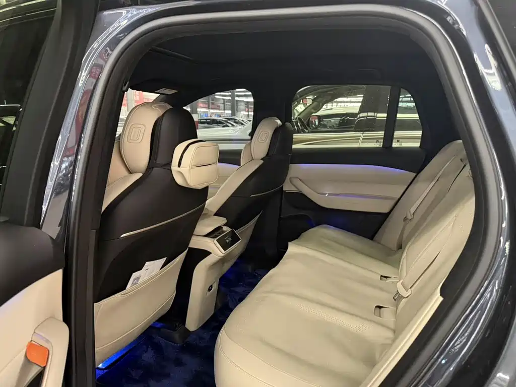 NIO ES6 — миниатюра 12