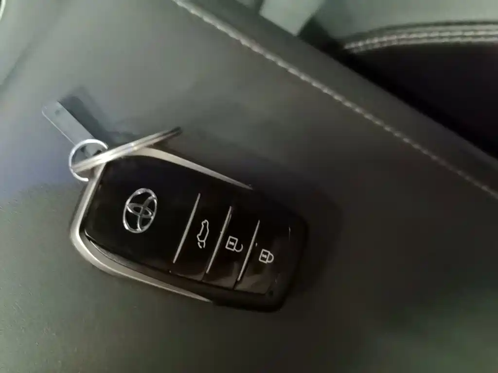 Toyota Venza — миниатюра 9