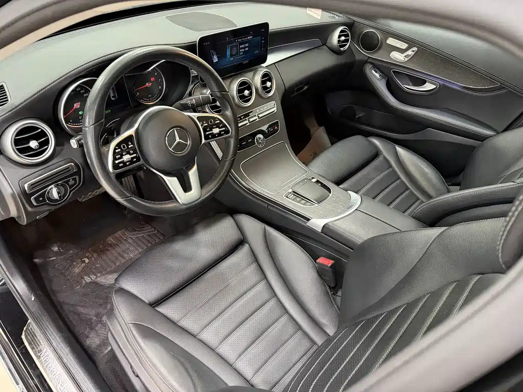 Mercedes-Benz C-Class — миниатюра 5