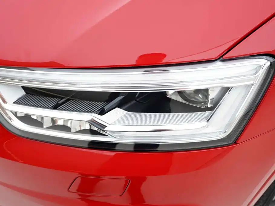 Audi Q3 — миниатюра 13
