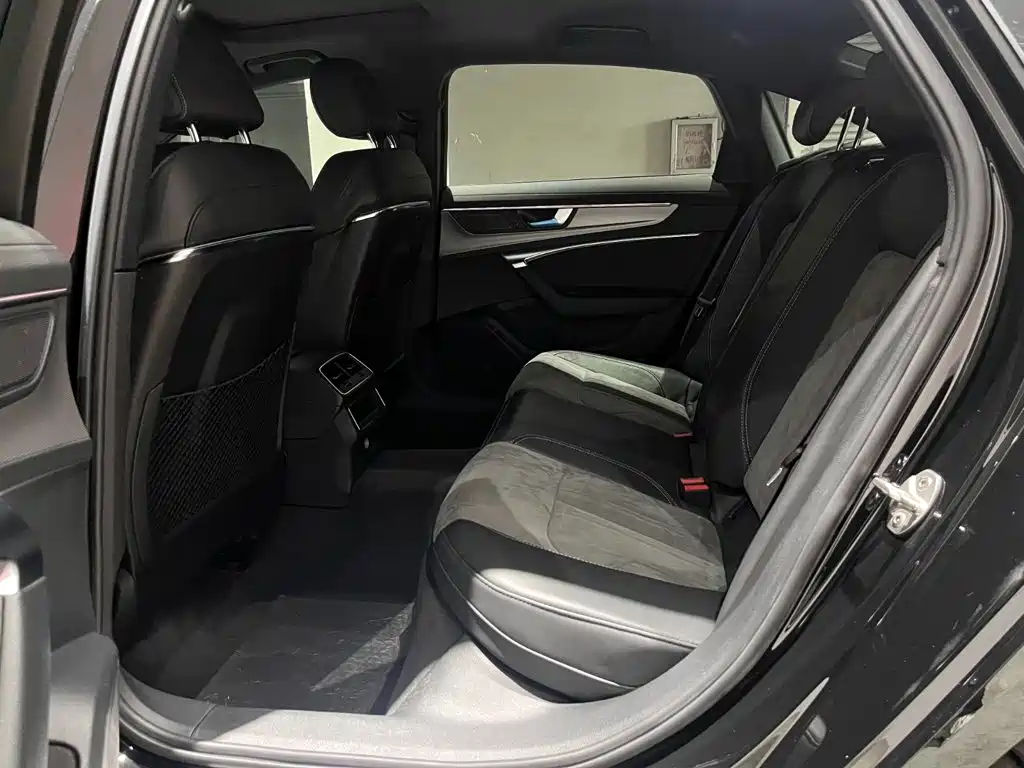 Audi A6L — миниатюра 5