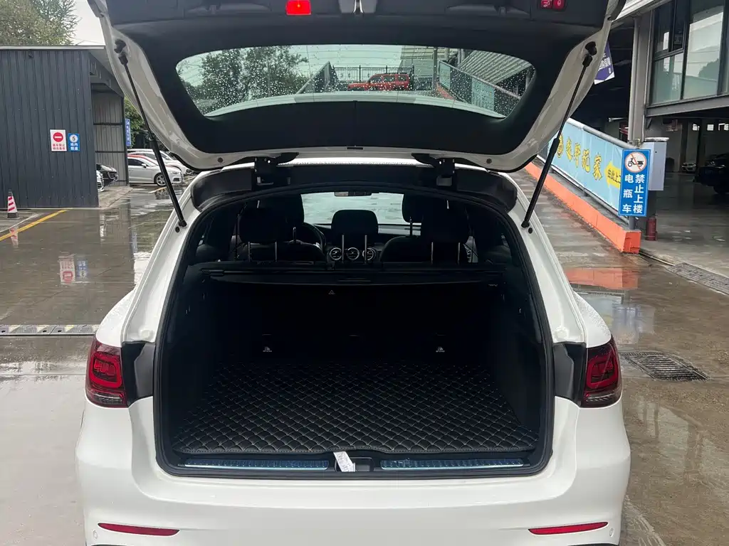 Mercedes-Benz GLC AMG — миниатюра 8