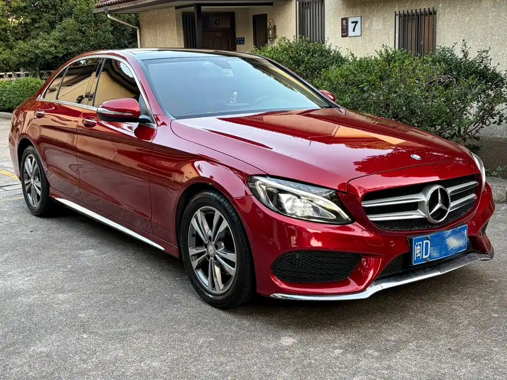Mercedes-Benz C-Class — миниатюра 3